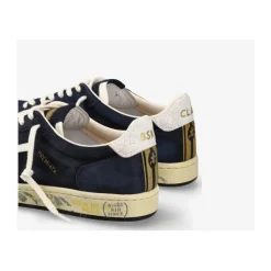 Blå semsket sneaker med hvite detaljer