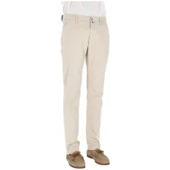 Bobby Chinos