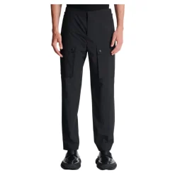 Chinos