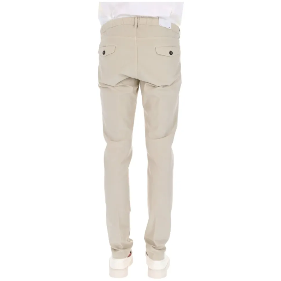 Chinos