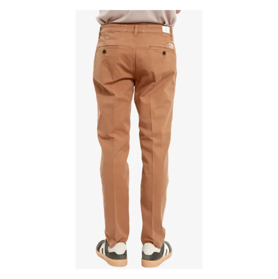 Chinos