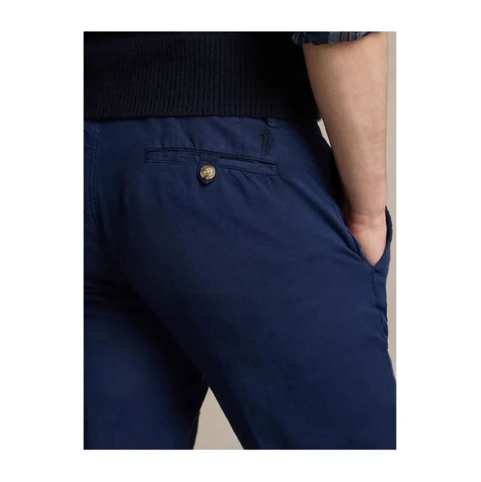 Chinos
