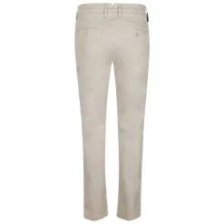 Chinos