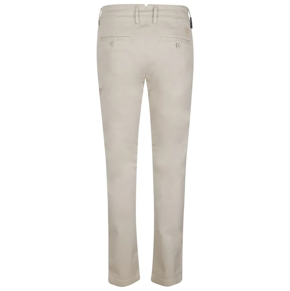 Chinos