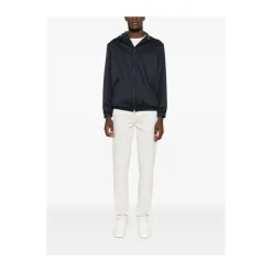 Chinos