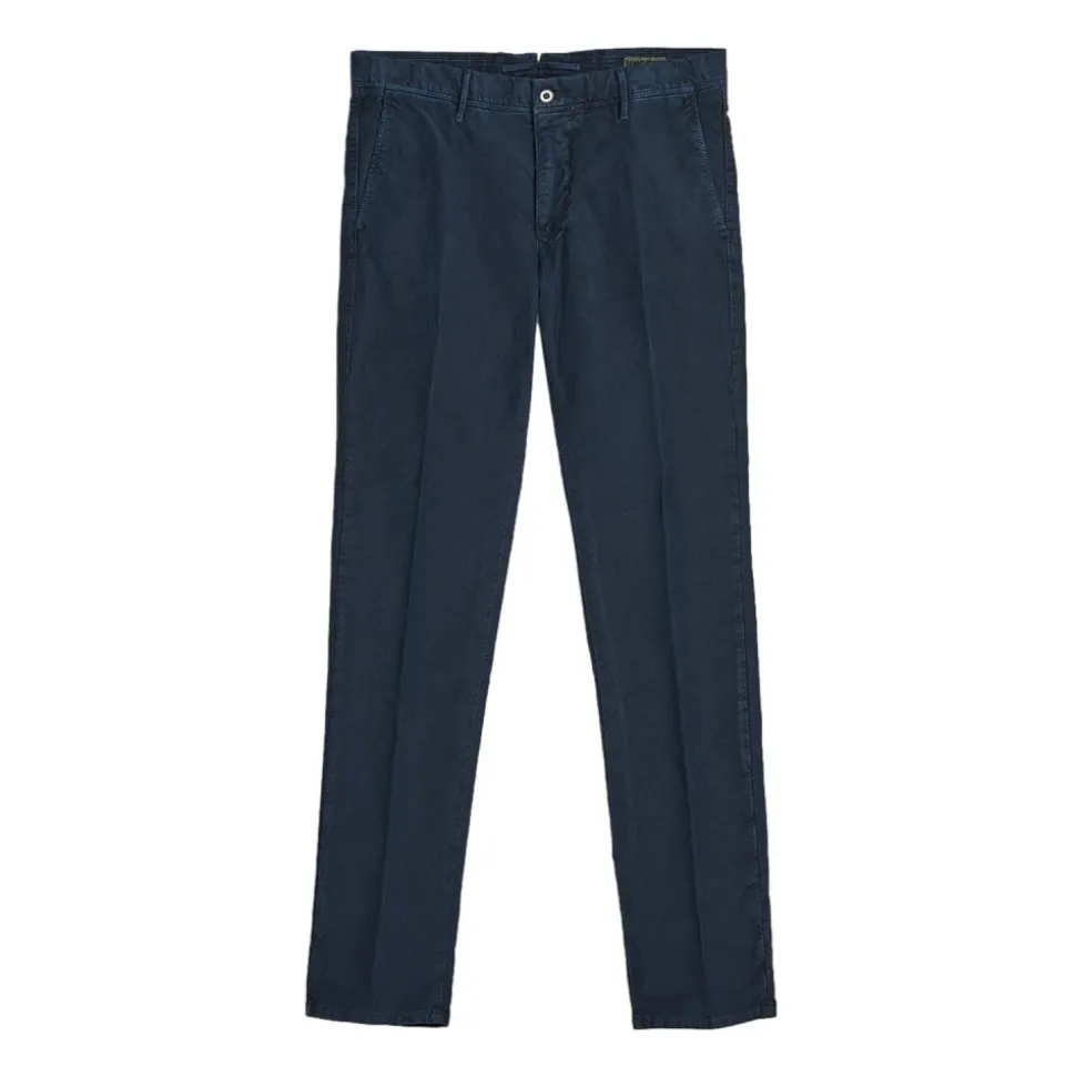 Chinos