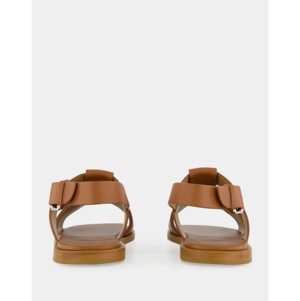 Cuoio Lær Sandaler med Metall Detalj