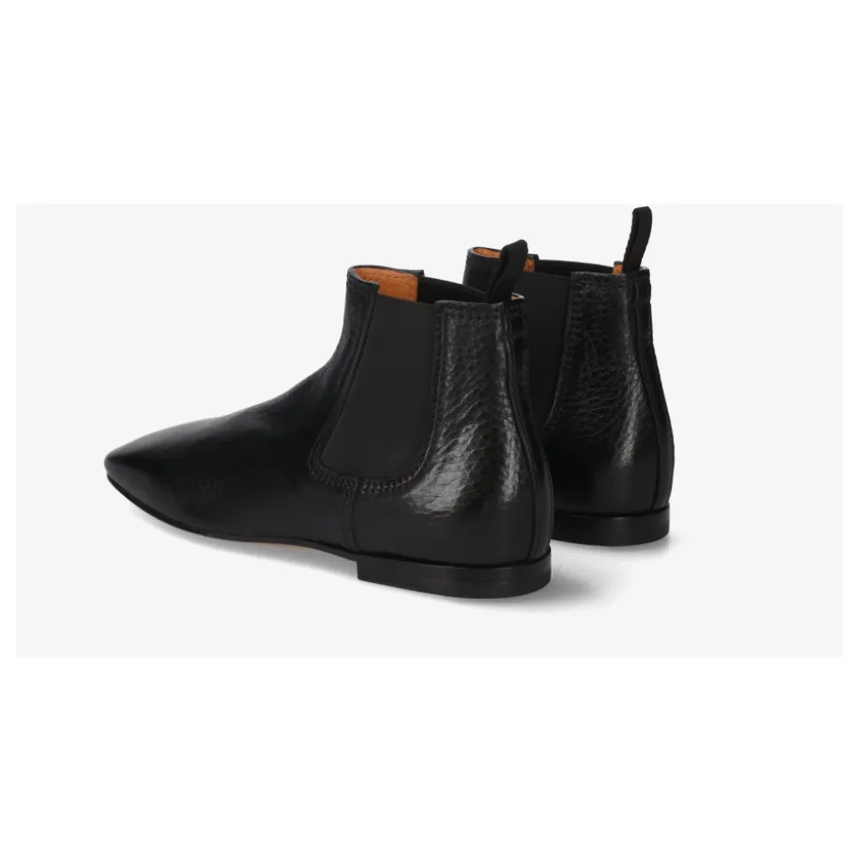 Essential Chelsea Boot
