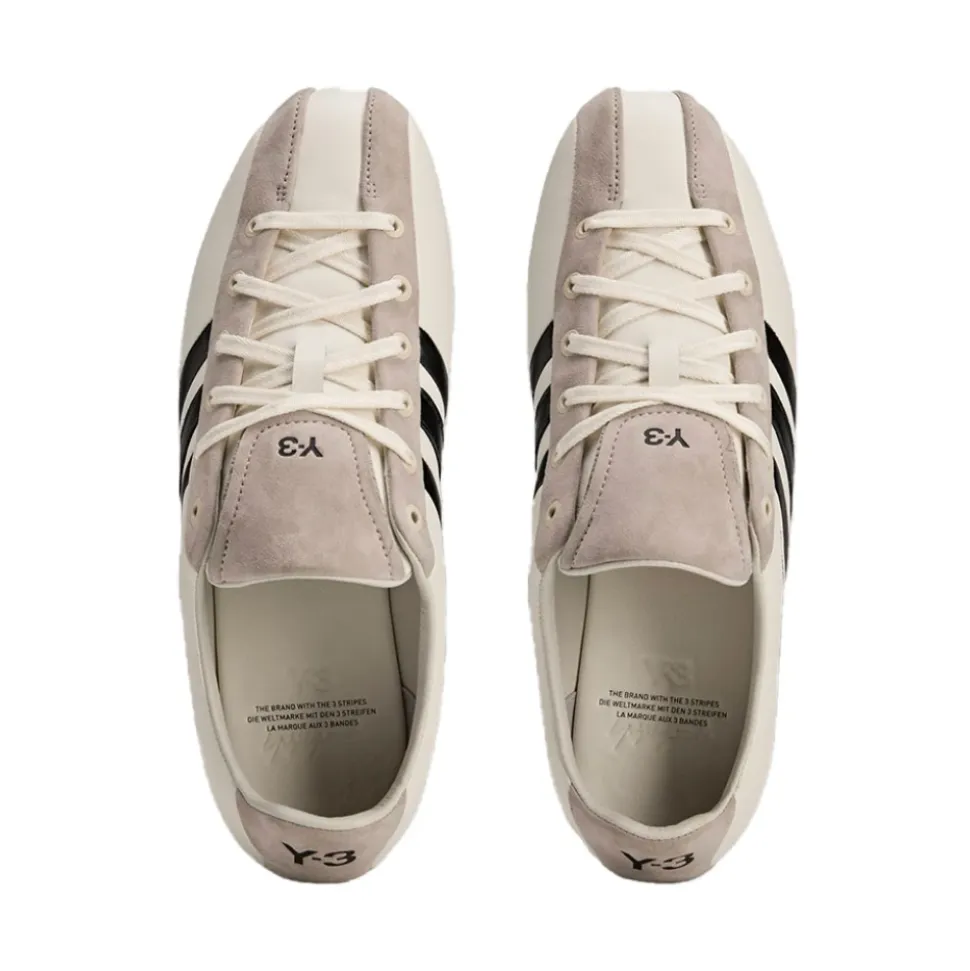 Field Sneakers
