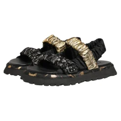 Flats Sandals