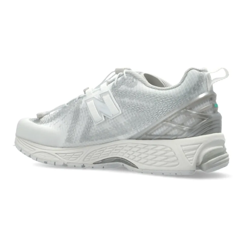 1906F Sneakers