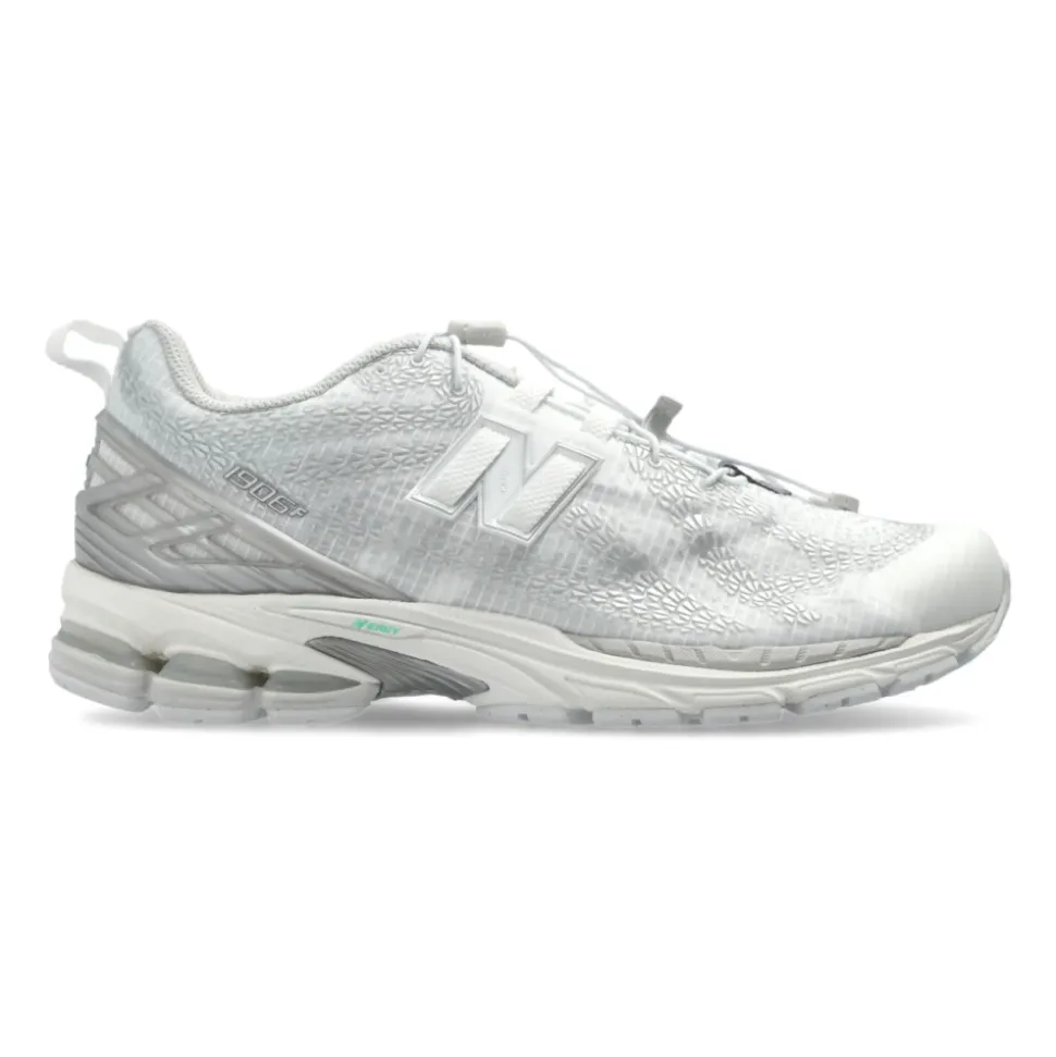 1906F Sneakers