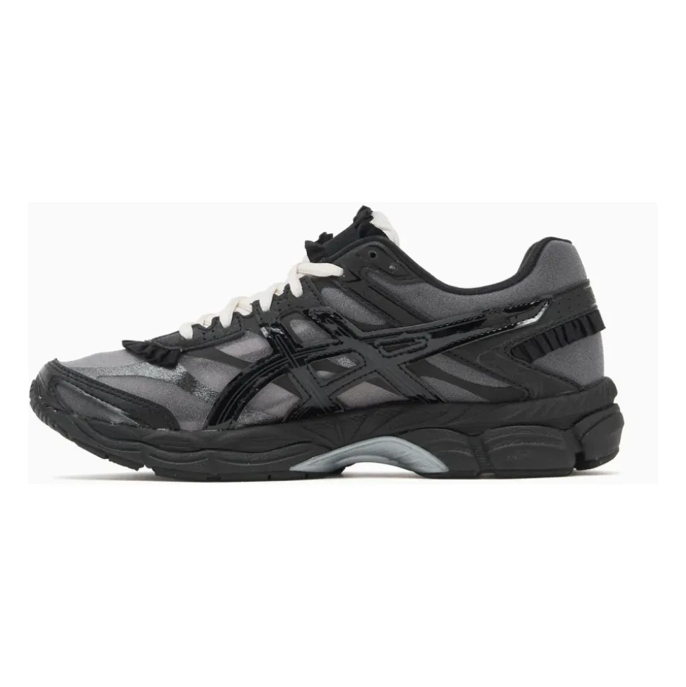 GEL-CUMULUS 16 Sneakers