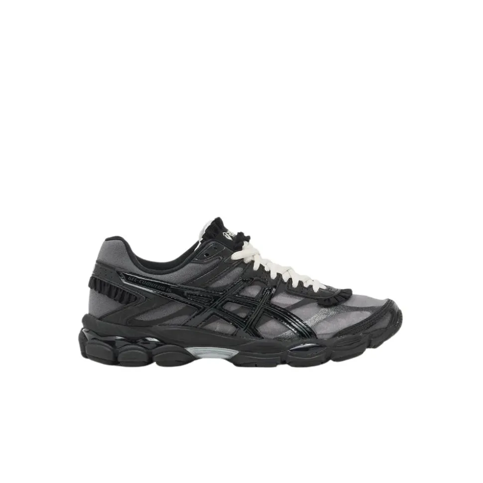 GEL-CUMULUS 16 Sneakers