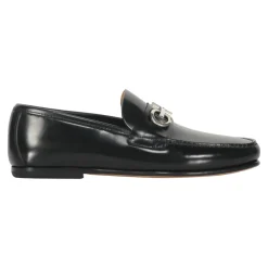Klassiske skinnloafers med Horsebit-detalj