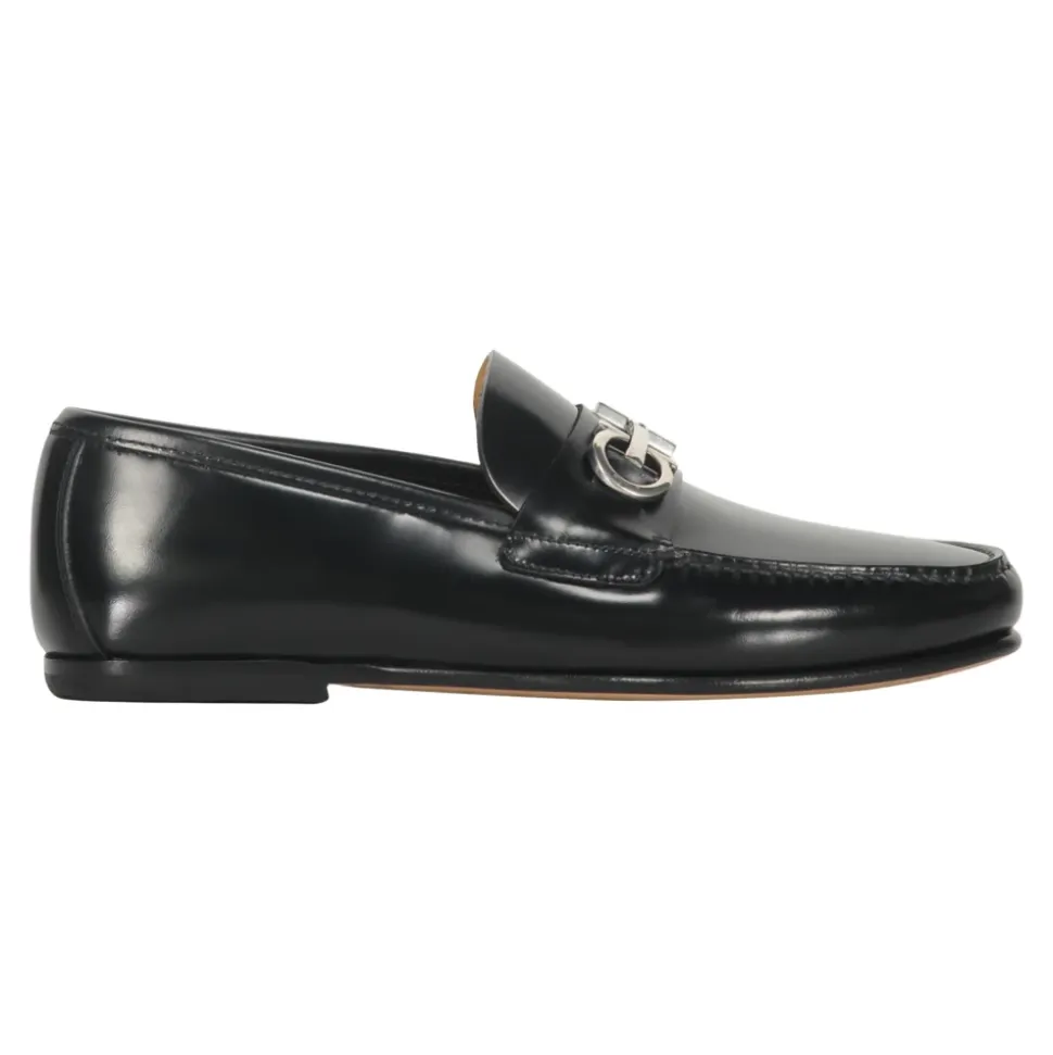 Klassiske skinnloafers med Horsebit-detalj