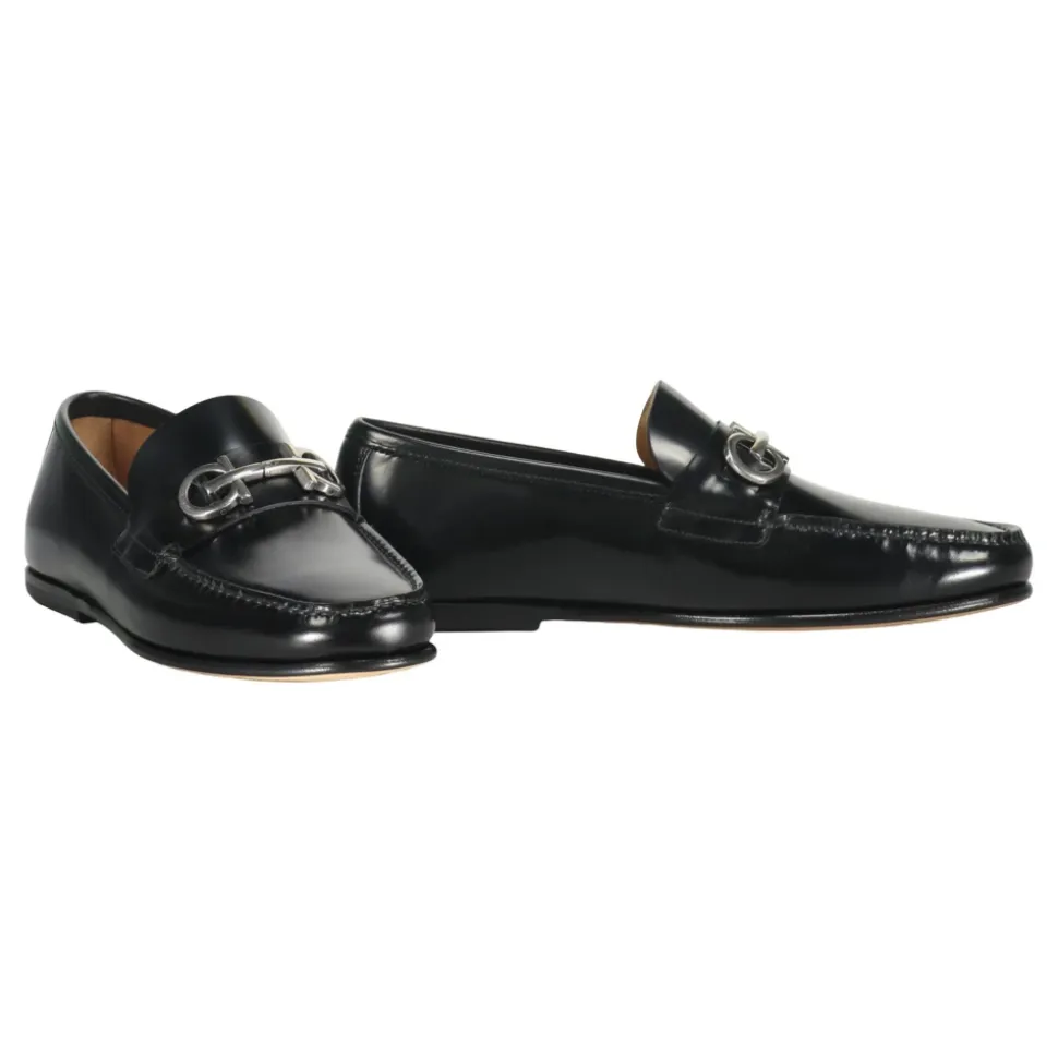 Klassiske skinnloafers med Horsebit-detalj