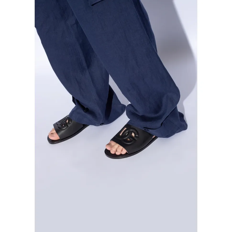 Lær sandaler
