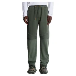 Løstsittende denim og jersey jeans