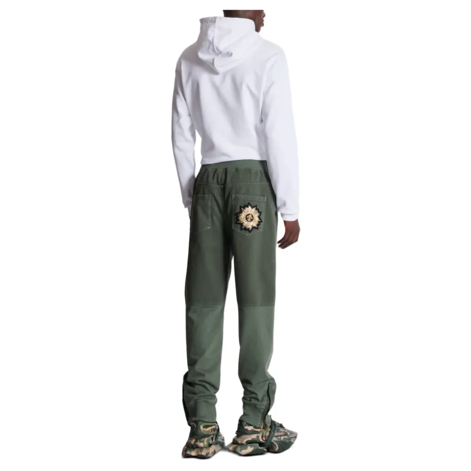 Løstsittende denim og jersey jeans