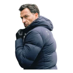 Marineblå dunjakke med Primaloft-paneler
