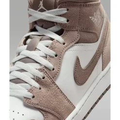 1 Mid Sneaker