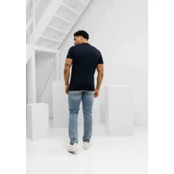 7M001331 T-Shirt