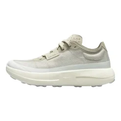005 Neve Sneakers