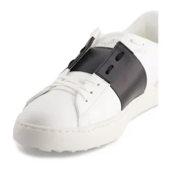 Open Leather Sneaker