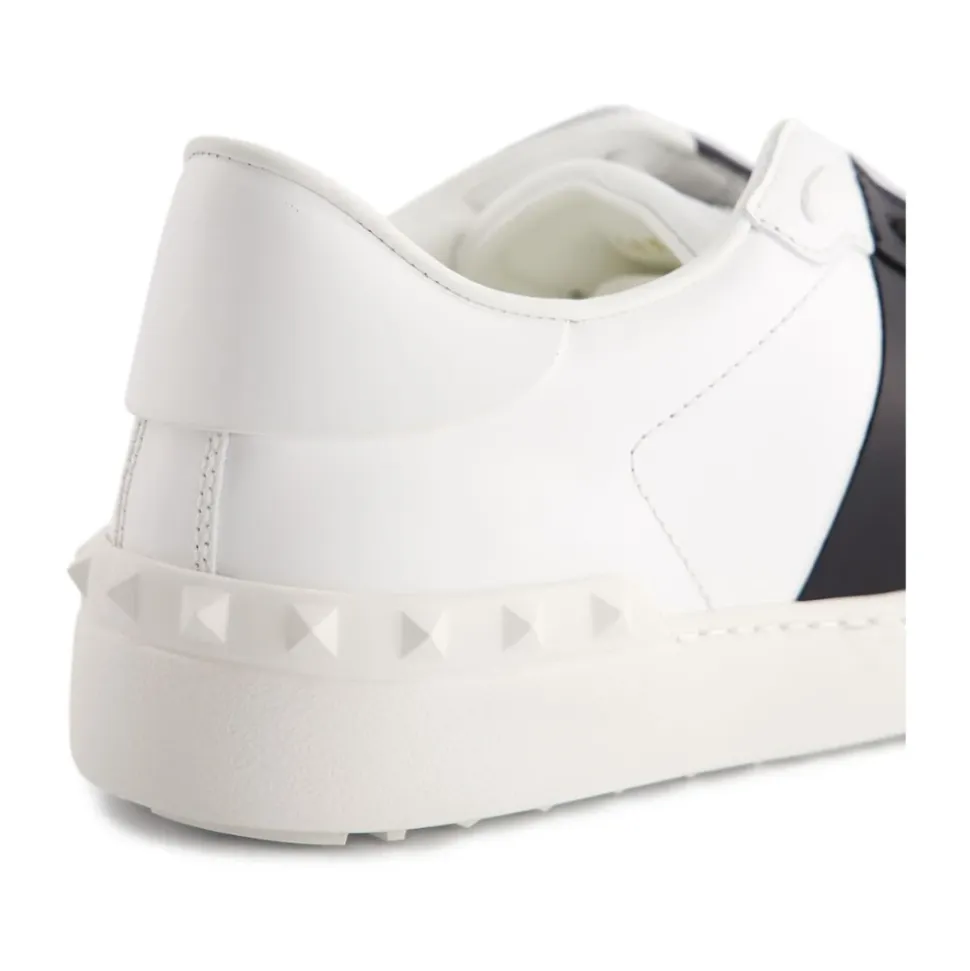 Open Leather Sneaker