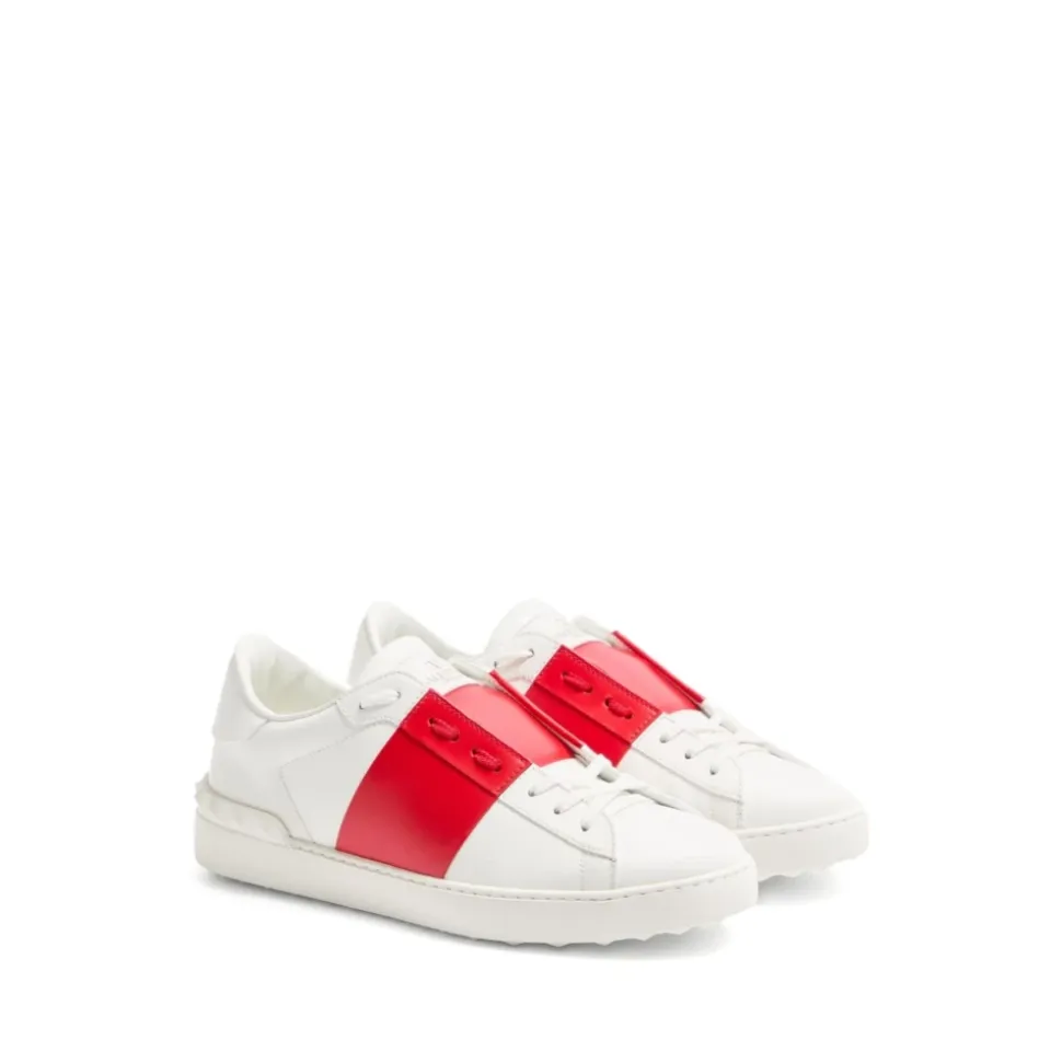 Open Sneakers