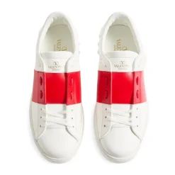 Open Sneakers