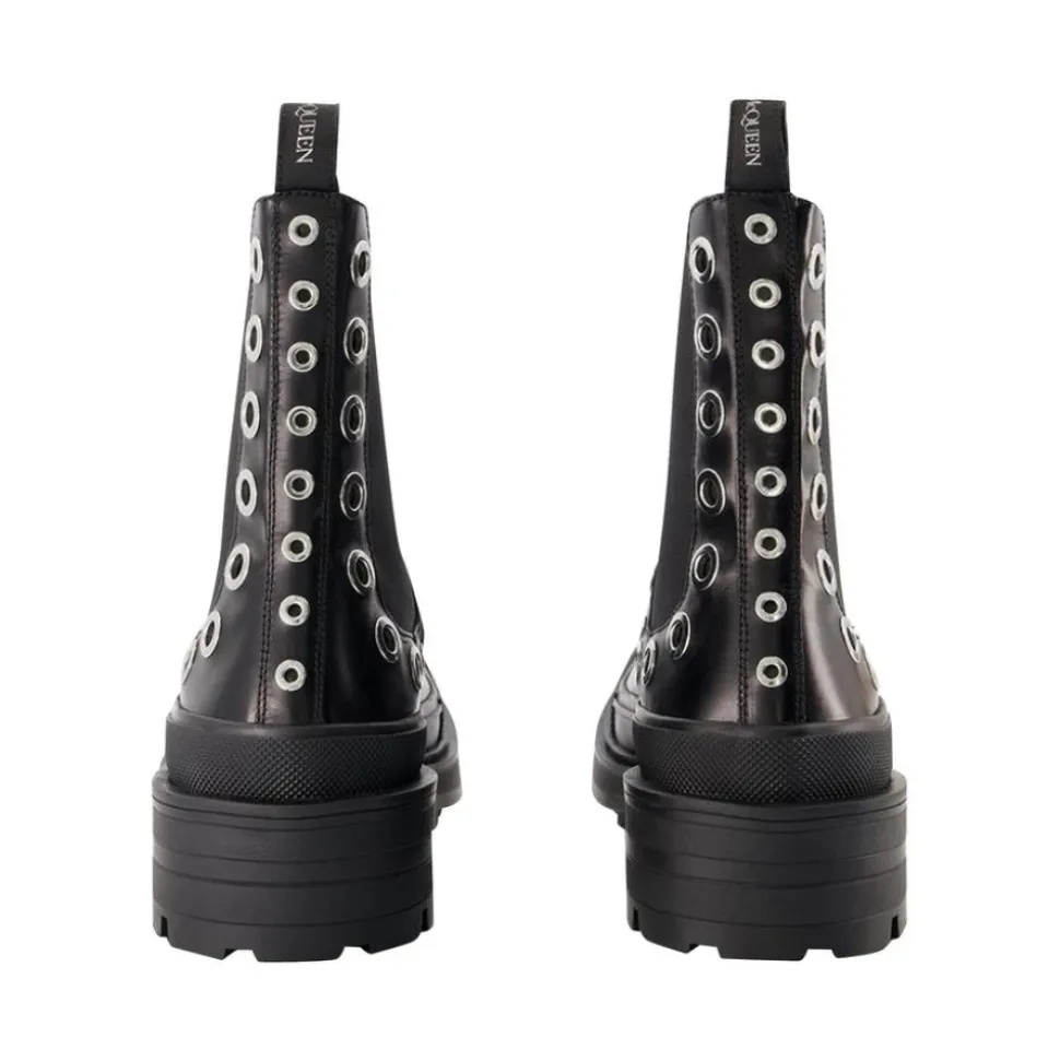 Oversized Tread Chelsea Boots