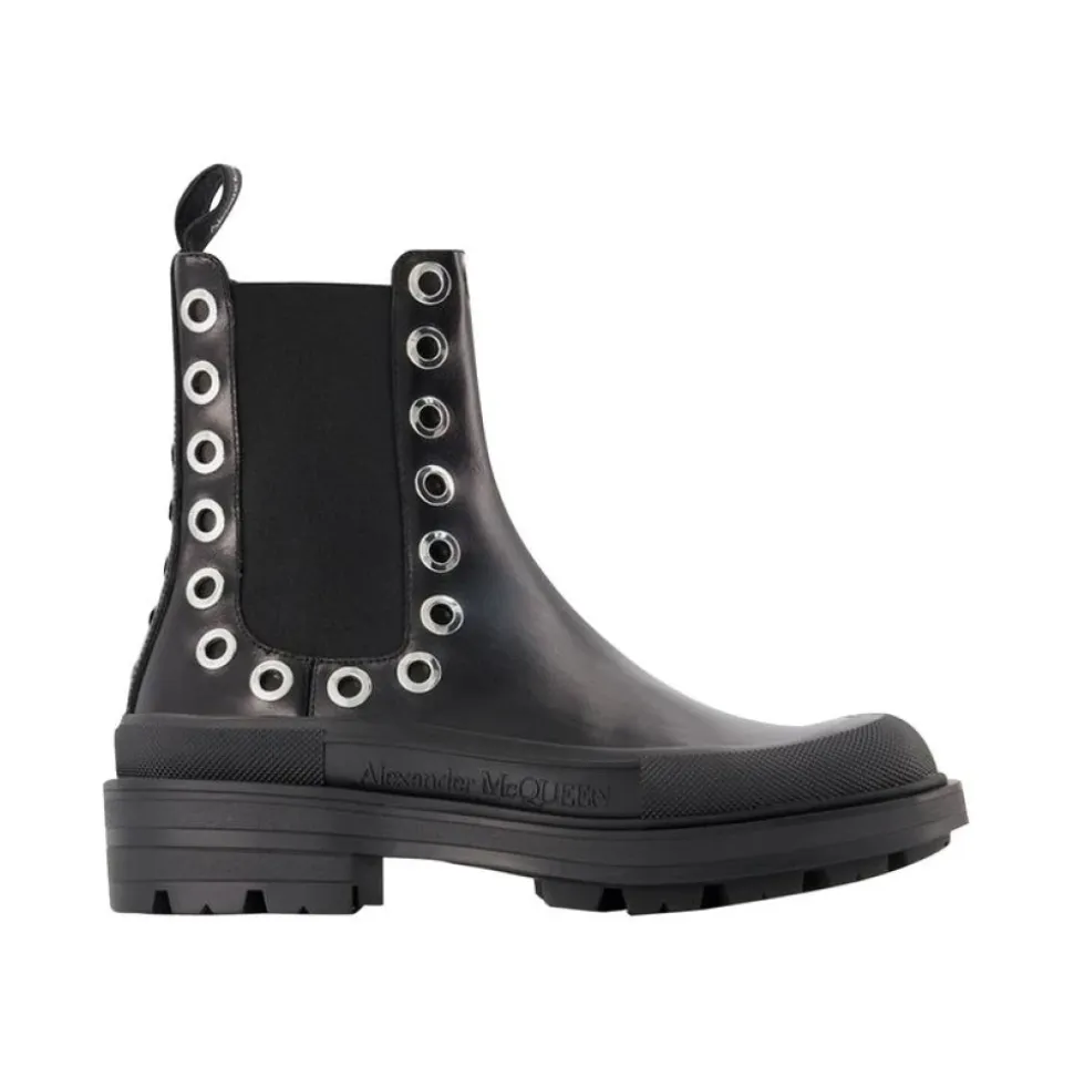 Oversized Tread Chelsea Boots