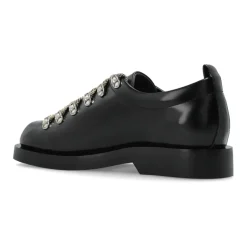 Reeves Lace Up