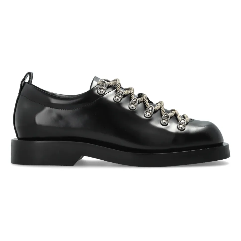 Reeves Lace Up