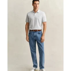 Regular Fit Clean Wash Jeans