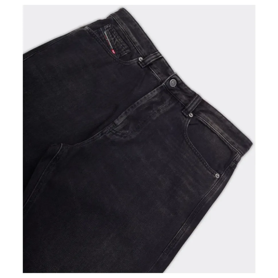 Regular Fit Svarte Jeans 2024