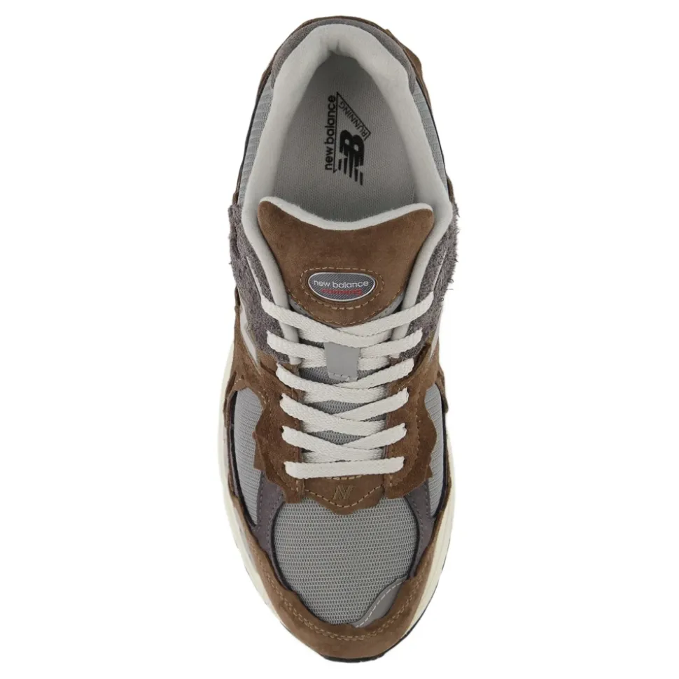 2002R Sneakers