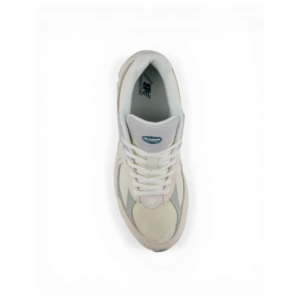 2002R Sneakers