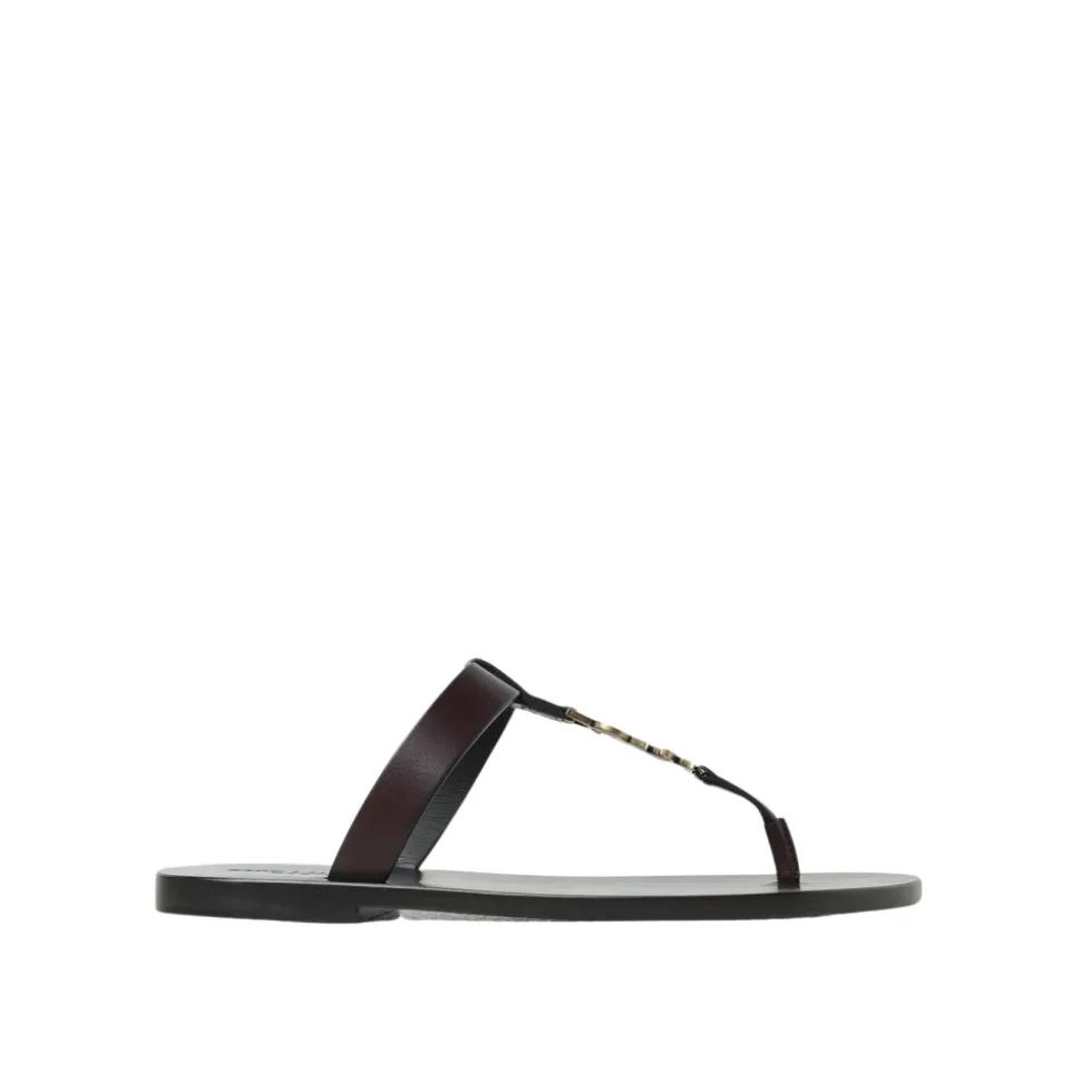 Sandaler i luksuriøst skinn