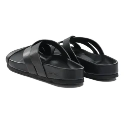 Sandaler i skinn