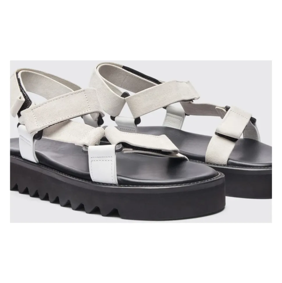 Sandal Wooster V