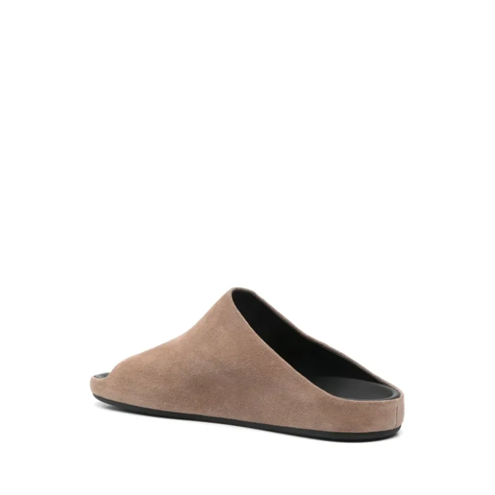 Semskede sandaler med gummisåle