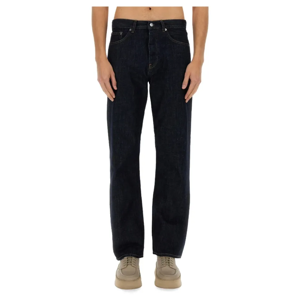 Simple Rinse Jeans