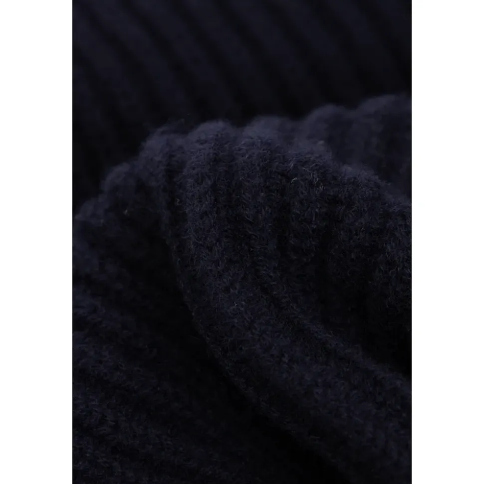 Skjerf med logo detalj