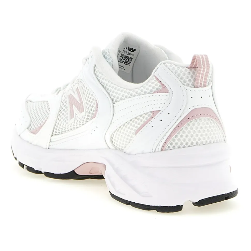 530 Sneakers