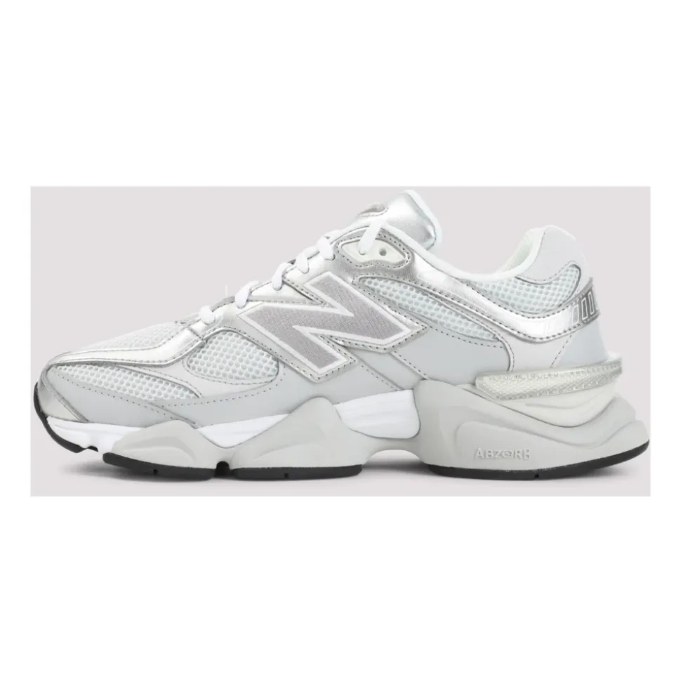 9060 Sneakers