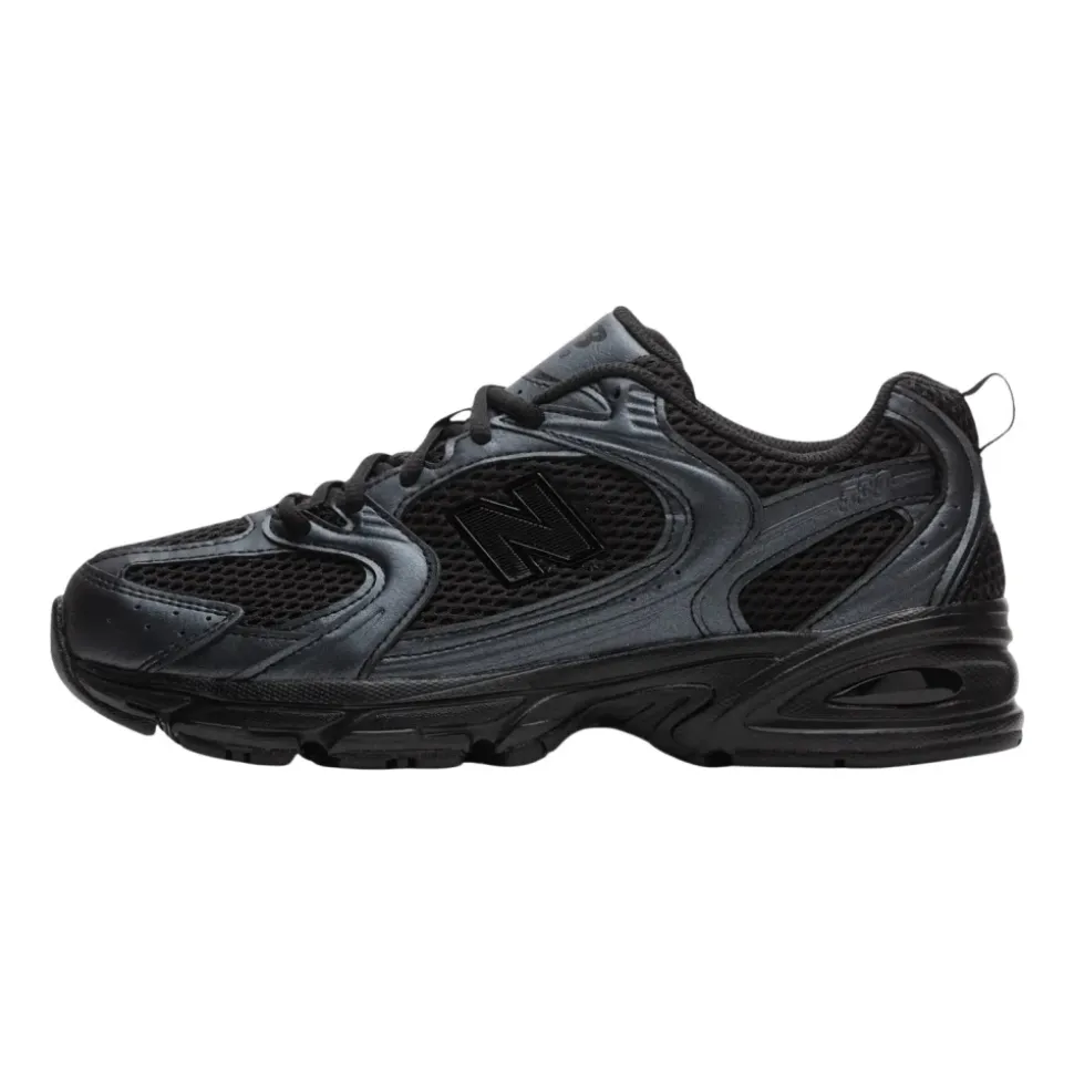 530 Sneakers