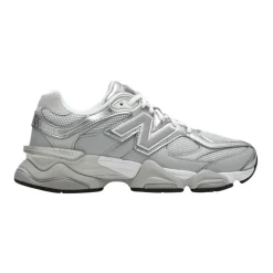 9060 Sneakers